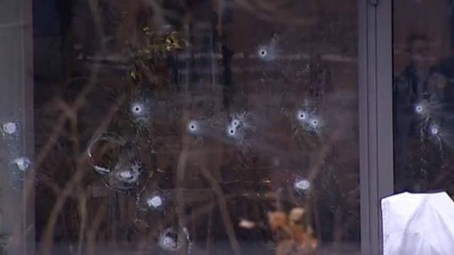 На зустрічі з автором карикатур на Мухаммеда відкрили стрілянину На зустрічі з автором карикатур на Мухаммеда відкрили стрілянину