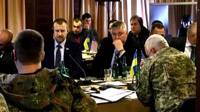 Наши комбаты разрабатывают с американцами стратегию противостояния агрессии РФ Наши комбаты разрабатывают с американцами стратегию противостояния агрессии РФ