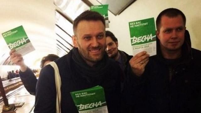 Навального знову затримали