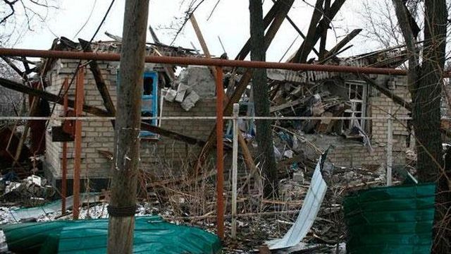 Новотошківське обстріляли в момент роздачі гуманітарної допомоги, — Москаль