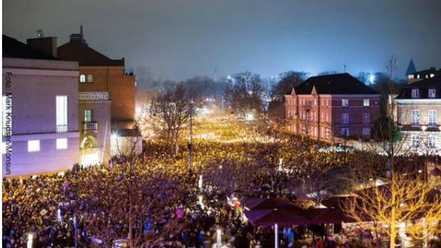 Близько 30 тисяч людей вшанували жертви нападів у Копенгагені 