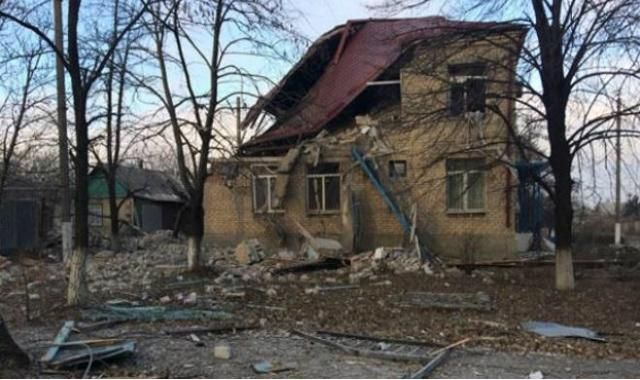 У Дебальцевому ще є мирні жителі, які без підтримки військових просто загинуть, — Аброськін У Дебальцевому ще є мирні жителі, які без підтримки військових просто загинуть, — Аброськін