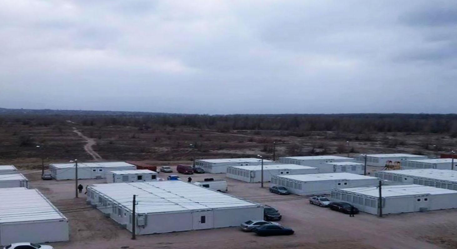 День в фото. Городок для переселенцев, сбитый беспилотник в море