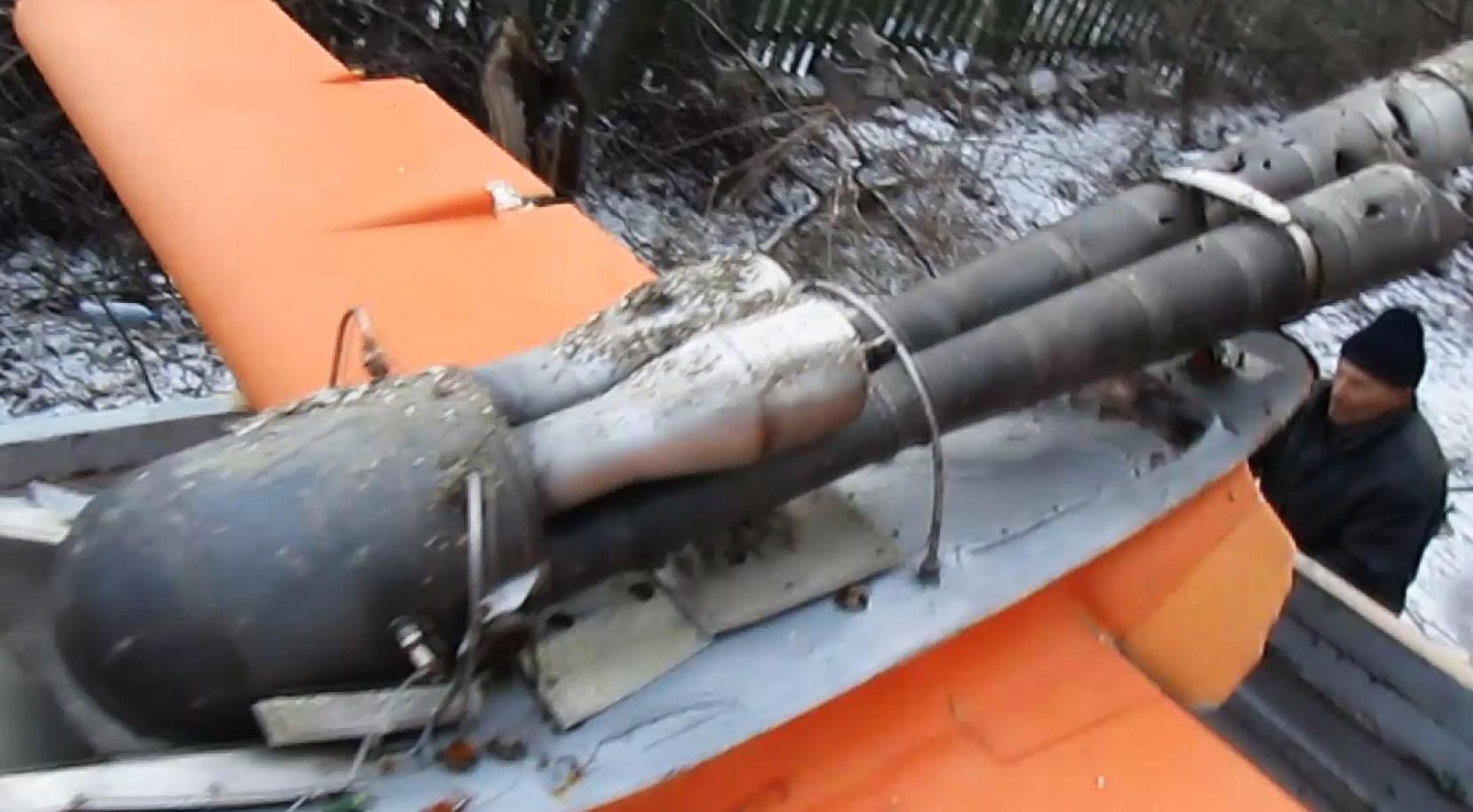 Пограничники выловили в Азовском море сбитый беспилотник Пограничники выловили в Азовском море сбитый беспилотник