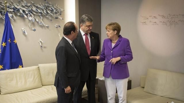 Порошенко говорит с Меркель и Олландом о нарушении прекращения огня, — Саакашвили