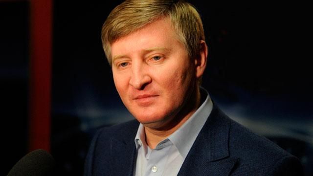 Ахметов через суд зняв заборону переказувати гроші в зону АТО Ахметов через суд зняв заборону переказувати гроші в зону АТО