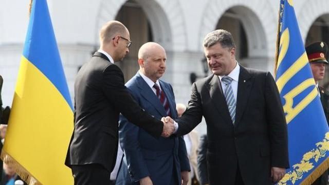 "Прокуратура" террористов выдвинула обвинения Порошенко, Яценюку и Турчинову "Прокуратура" террористов выдвинула обвинения Порошенко, Яценюку и Турчинову