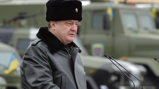 З Дебальцевого вже виведено 80% особового складу ЗСУ, — Порошенко З Дебальцевого вже виведено 80% особового складу ЗСУ, — Порошенко