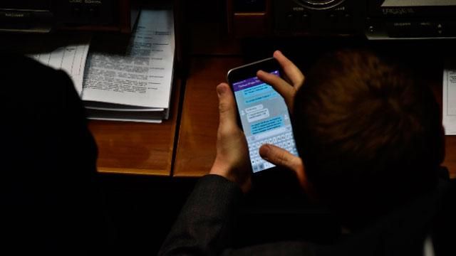 ГПУ перевірить СМСки Палиці та Хомутинніка ГПУ перевірить СМСки Палиці та Хомутинніка