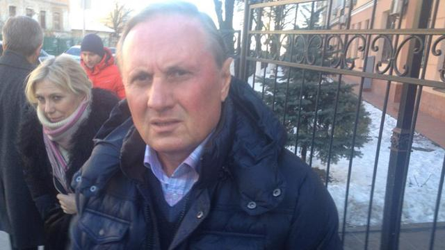 Ефремов говорит, что его допрашивают "корректно" и хотят "закрыть" еще до 20 февраля