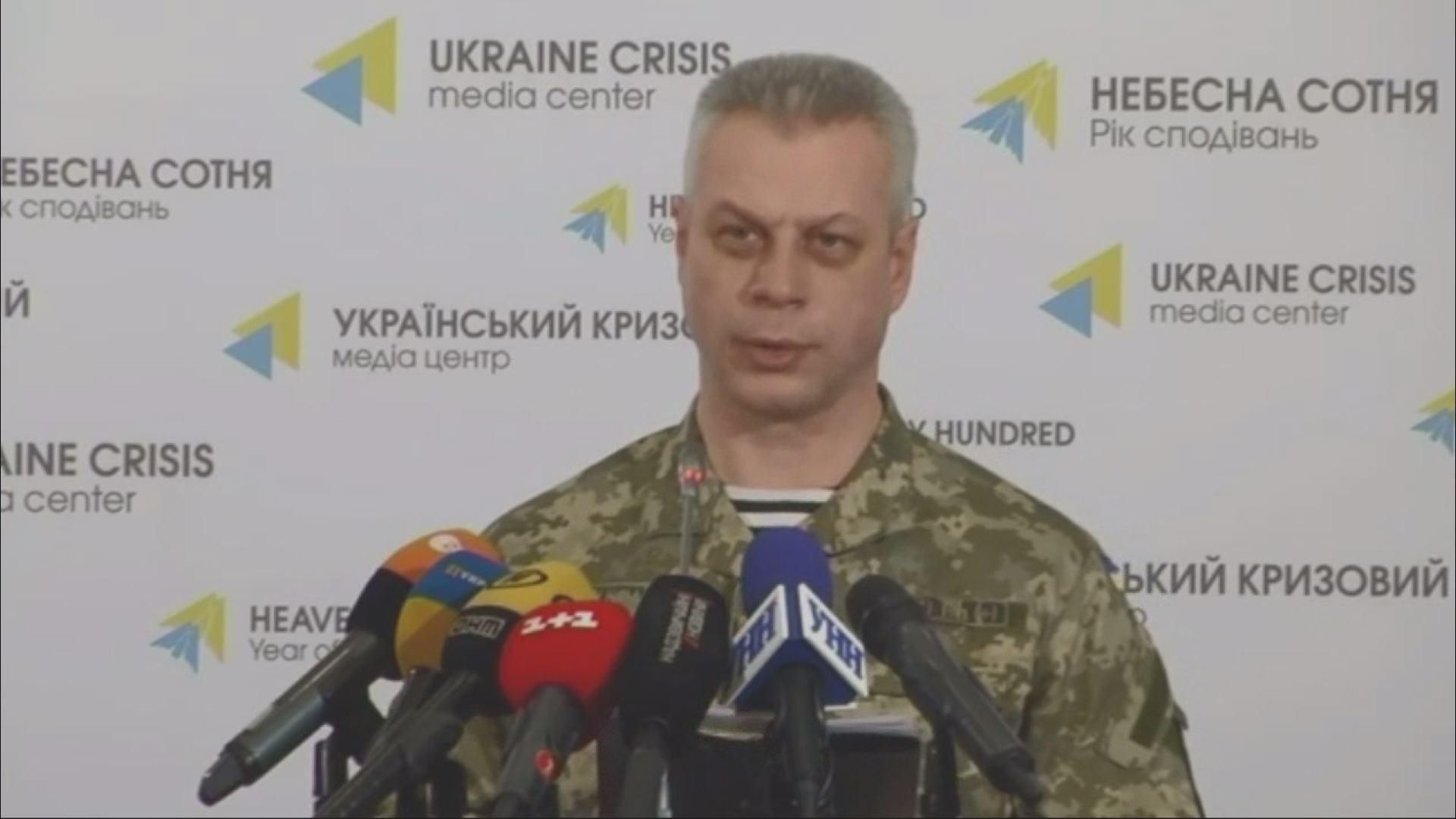 Бойовики продовжують обстріли, штурм і розвідку, — речник АТО Бойовики продовжують обстріли, штурм і розвідку, — речник АТО