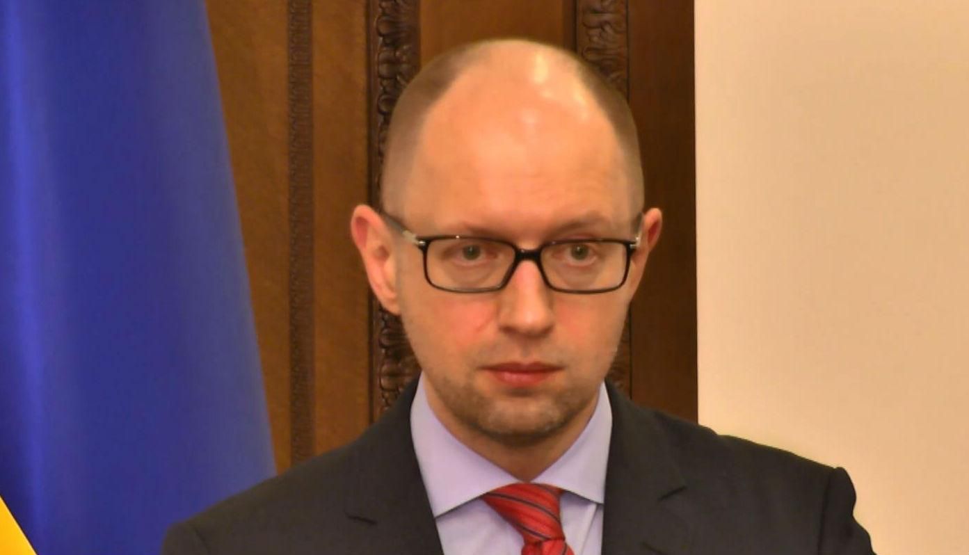 Чим сильніша армія, тим більше гарантій виконання мінських домовленостей від РФ, — Яценюк Чим сильніша армія, тим більше гарантій виконання мінських домовленостей від РФ, — Яценюк