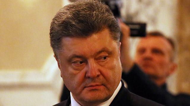 Порошенко повідомив кількість військових, виведених з Дебальцевого Порошенко повідомив кількість військових, виведених з Дебальцевого