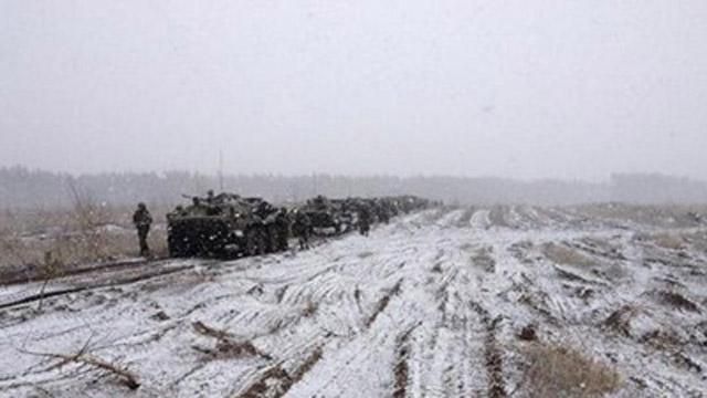 Продолжается передислокация военных из Дебальцево Продолжается передислокация военных из Дебальцево