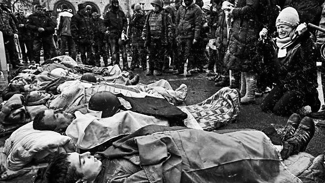 Переломна ніч Євромайдану: трагедія, що нас змінила Переломна ніч Євромайдану: трагедія, що нас змінила