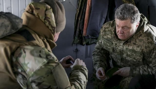 Президент пояснив своє рішення про відведення військ з Дебальцевого Президент пояснив своє рішення про відведення військ з Дебальцевого