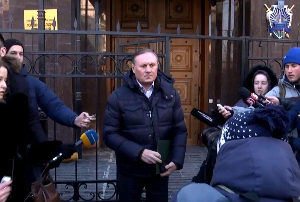 Суд изберет новую меру пресечения для Ефремова Суд изберет новую меру пресечения для Ефремова