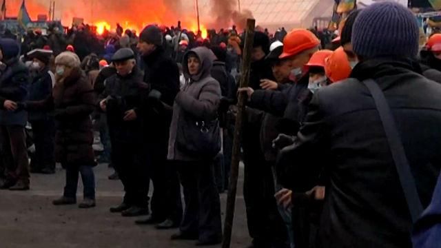 Хроника Евромайдана. На Майдане дальше льется кровь, "Ночь гнева" во Львове
