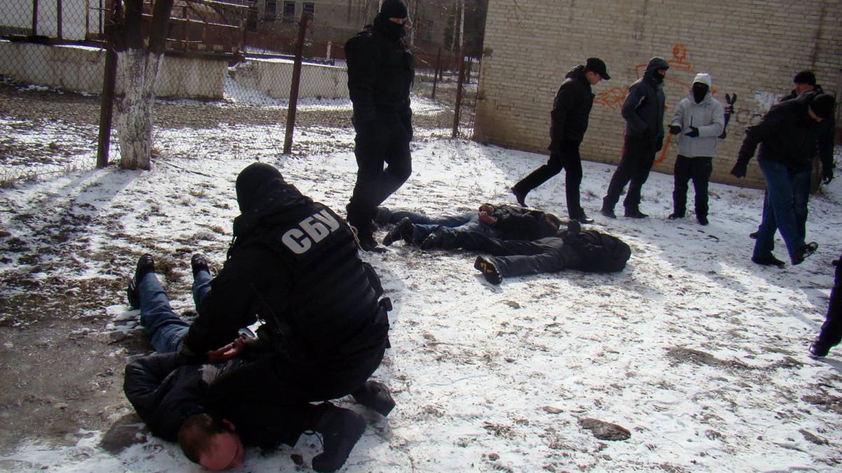 СБУ затримала чотирьох зрадників СБУ затримала чотирьох зрадників
