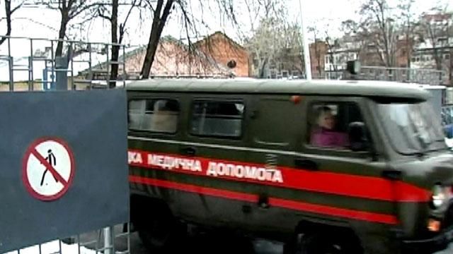В Харьков доставили более 70 раненых бойцов В Харьков доставили более 70 раненых бойцов