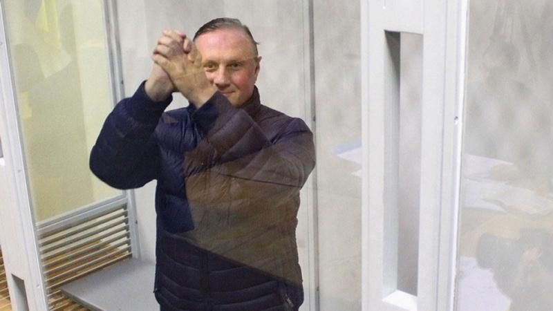 Суд пока не избрал меру пресечения Ефремову—  объявлен перерыв до 23 февраля