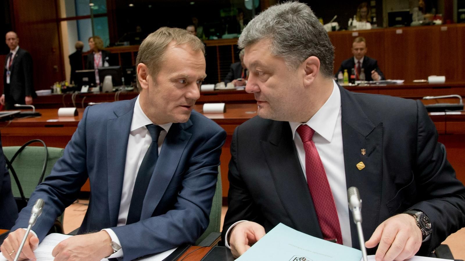 Порошенко запропонував Євросоюзу направити місію військових експертів Порошенко запропонував Євросоюзу направити місію військових експертів