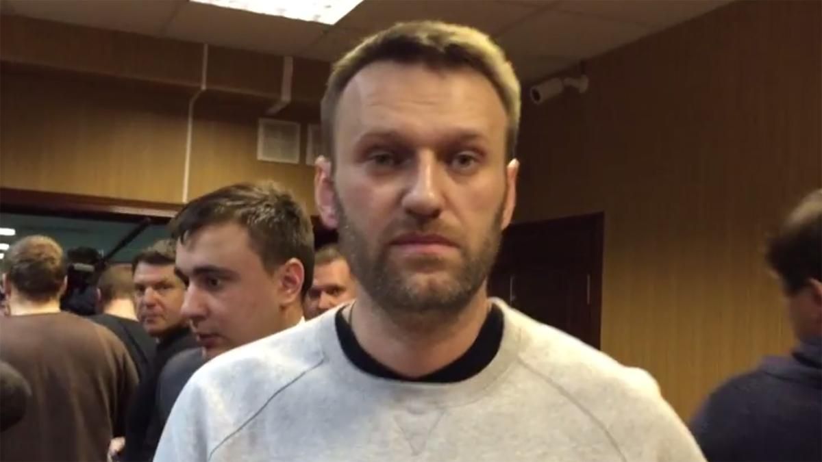 Навальному дали 15 суток админареста за раздачу листовок