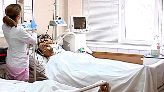 До Дніпропетровська привезли більше сотні поранених бійців До Дніпропетровська привезли більше сотні поранених бійців