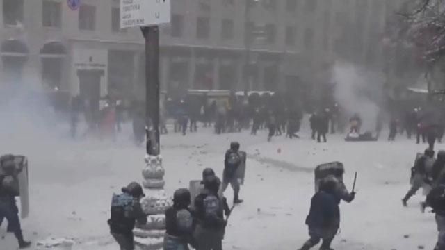 Крупним планом. Розслідування подій періоду Революції Гідності Крупним планом. Розслідування подій періоду Революції Гідності