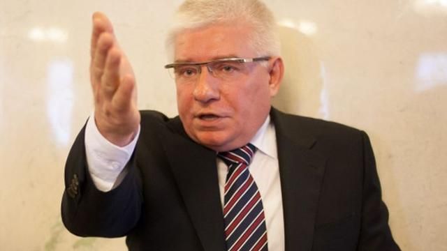 Против Чечетова открыли производство за "диктаторские законы" Против Чечетова открыли производство за "диктаторские законы"