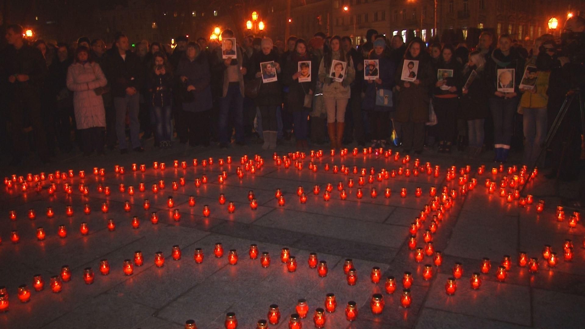 Во Львове вспоминают Небесную сотню Во Львове вспоминают Небесную сотню