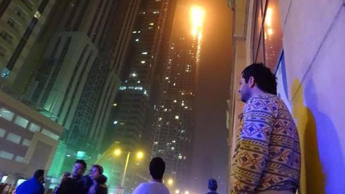 У Дубаї горів найвищий у світі житловий будинок У Дубаї горів найвищий у світі житловий будинок