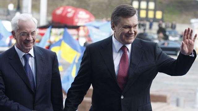 Азаров більше не хоче бачити Януковича