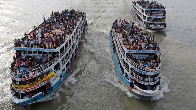 У Бангладеш затонув пором, який перевозив понад 100 пасажирів 