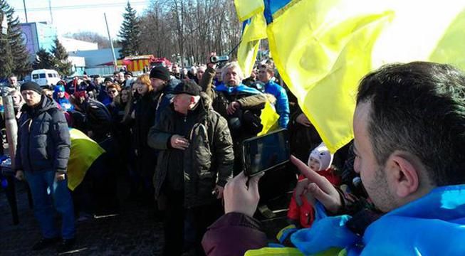 В Харькове — теракт на митинге за единство Украины. Есть погибшие