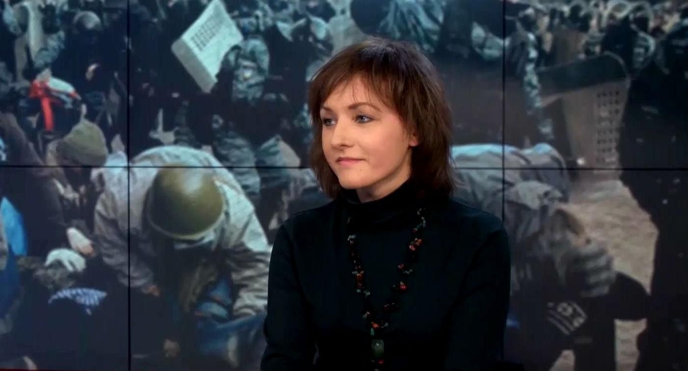 Наші хлопці заслуговують, аби їхні подвиги були закарбовані в історію, — поетеса Наші хлопці заслуговують, аби їхні подвиги були закарбовані в історію, — поетеса