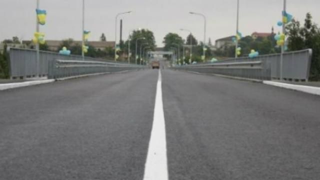 Дорогу "Львов-Краковец" планируют сделать платной Дорогу "Львов-Краковец" планируют сделать платной