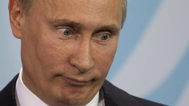 Це повна нісенітниця, — Путін про причетність Суркова до розстрілів на Євромайдані Це повна нісенітниця, — Путін про причетність Суркова до розстрілів на Євромайдані