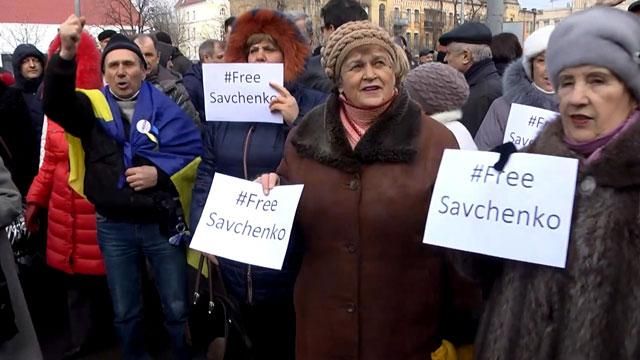 Активисты составили так называемый "Список Савченко" Активисты составили так называемый "Список Савченко"