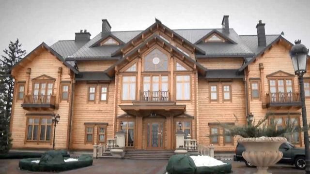 Крупним планом. Що зараз з маєтками Януковича і хто ними опікується? Крупним планом. Що зараз з маєтками Януковича і хто ними опікується?