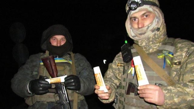 На передову передають сало у тюбиках На передову передають сало у тюбиках