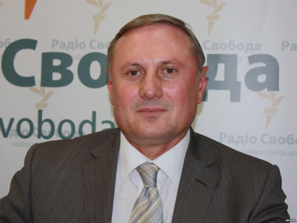 Суд відмовився заарештувати Єфремова Суд відмовився заарештувати Єфремова