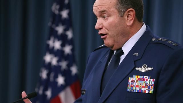 Украинские войска не смогут остановить россиян в Восточной Украине, — НАТО Украинские войска не смогут остановить россиян в Восточной Украине, — НАТО