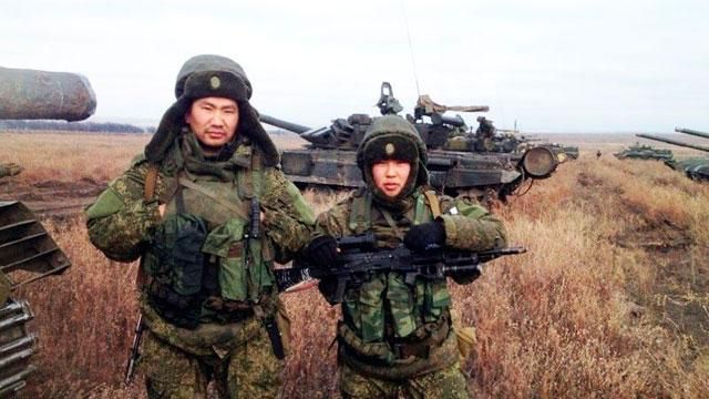 Кобзон показал обгоревшего бурята, который воевал на Донбассе (18+) Кобзон показал обгоревшего бурята, который воевал на Донбассе (18+)