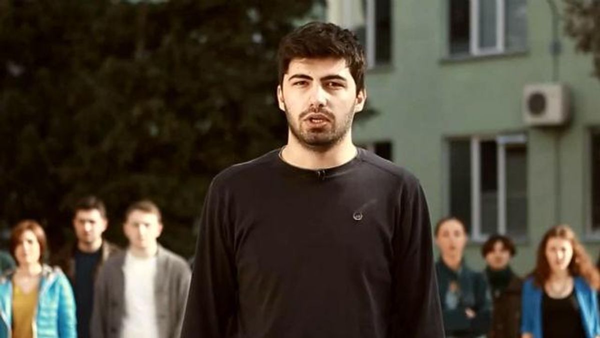 Коли ви на війні, ми не можемо жити в мирі, — грузинські студенти звернулись до українців Коли ви на війні, ми не можемо жити в мирі, — грузинські студенти звернулись до українців