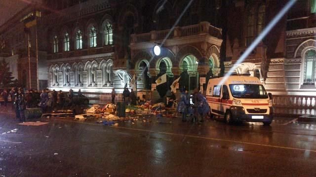 Милиция не применяла силу в отношении протестующих под Нацбанком, — МВД