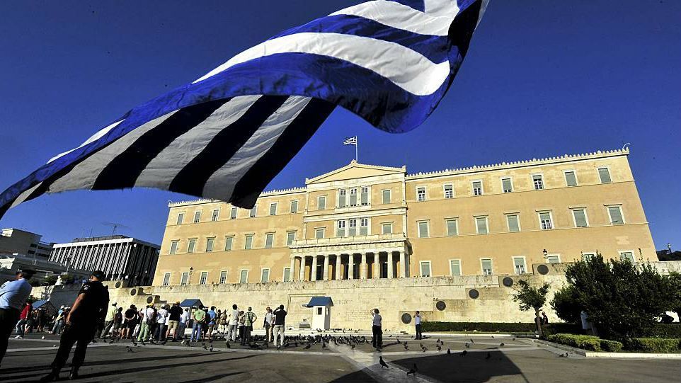Германия одобрила расширение финансовой помощи Греции