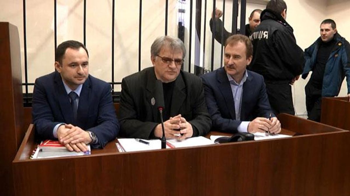 Заседание по делу Попова перенесли Заседание по делу Попова перенесли