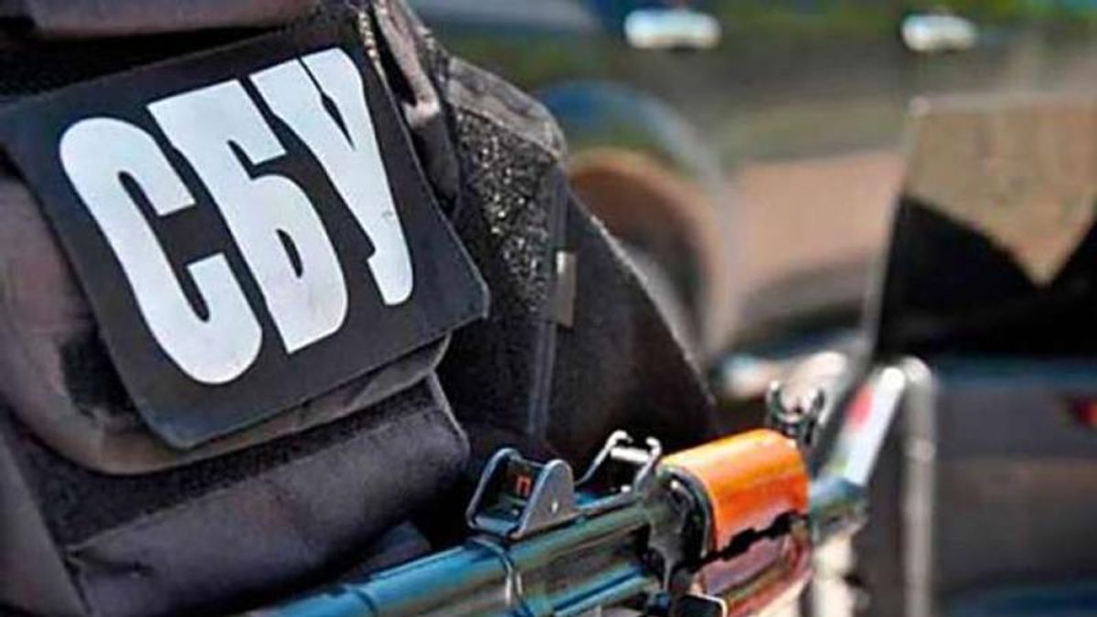 СБУ задержала информаторов боевиков, которые "сливали" им данные об украинских патриотах СБУ задержала информаторов боевиков, которые "сливали" им данные об украинских патриотах