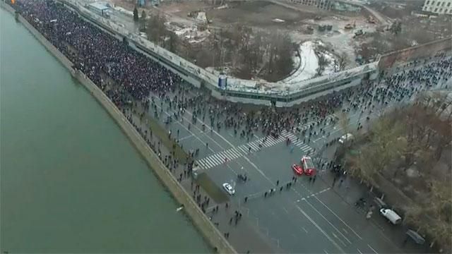 Невероятные кадры марша в Москве с беспилотника Невероятные кадры марша в Москве с беспилотника